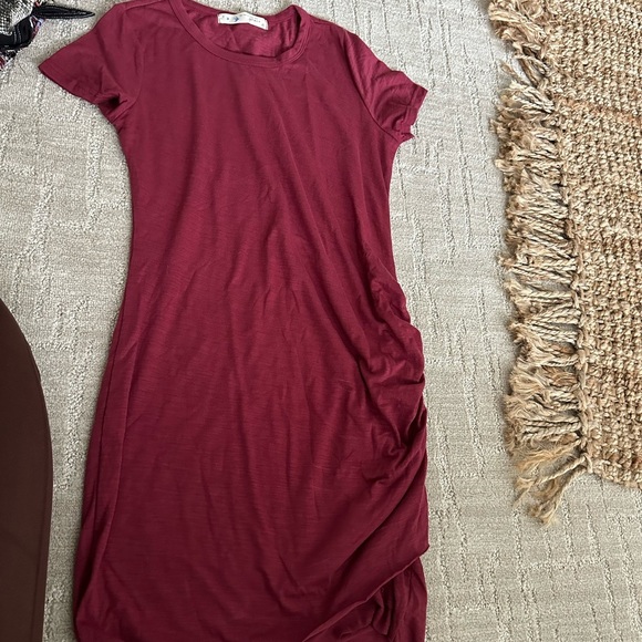 T-shirt Dress - Picture 2 of 5